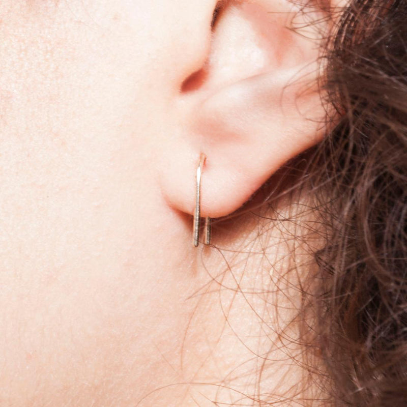 Single U Earring